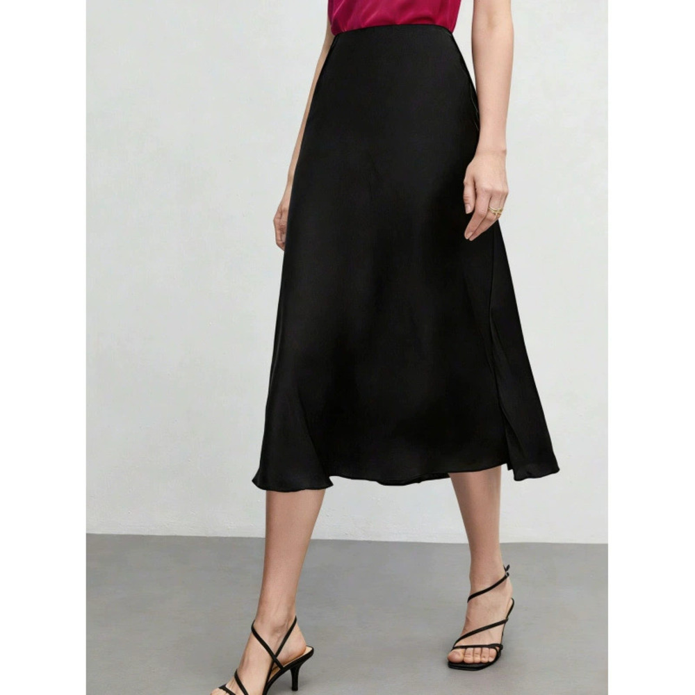 ZARA Elegant Textured Flowy Slimming Midi Skirt for Women
